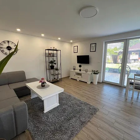 Apartmán Malej Furmanky - *