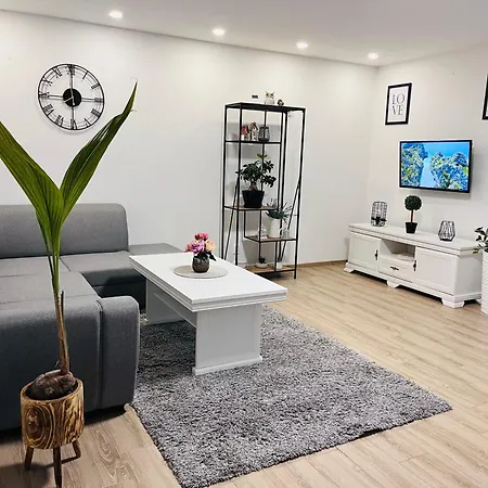 Apartment Malej Furmanky - *